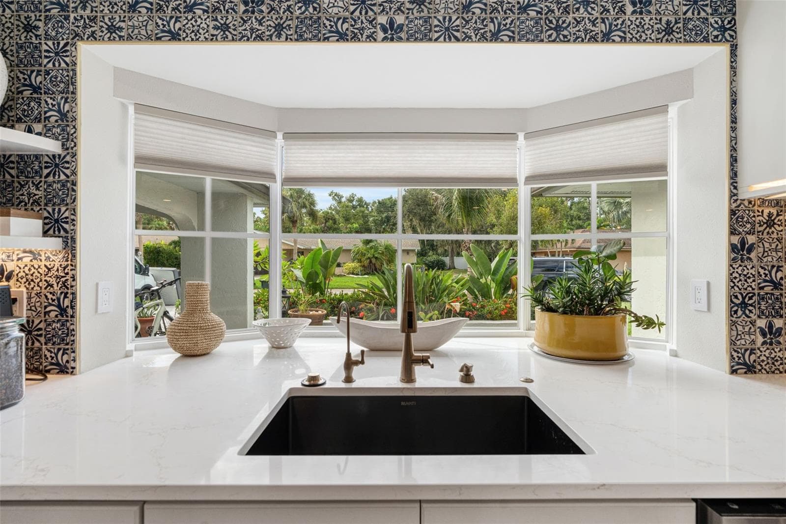 Single Family Residence at 4864 HAWKSHEAD PARK, SARASOTA, photo 16 of 50