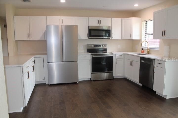 Kitchen - 12082 SE 61ST CT, BELLEVIEW