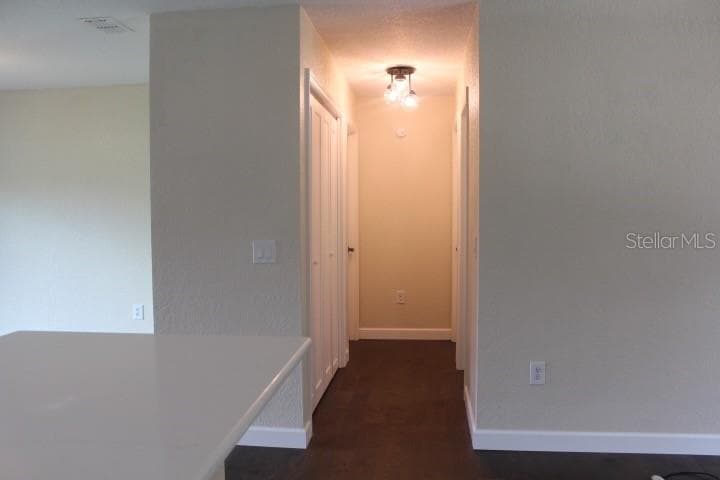Hall to Guest bedrooms and G bath - 12082 SE 61ST CT, BELLEVIEW