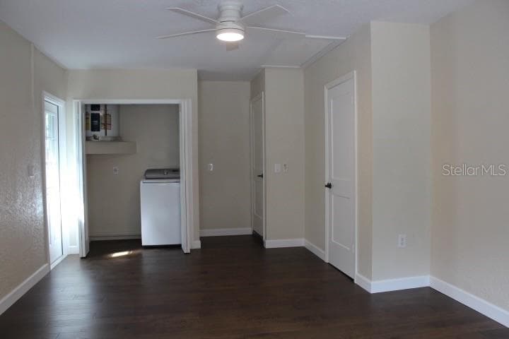 family room washer/Dryer location - 12082 SE 61ST CT, BELLEVIEW