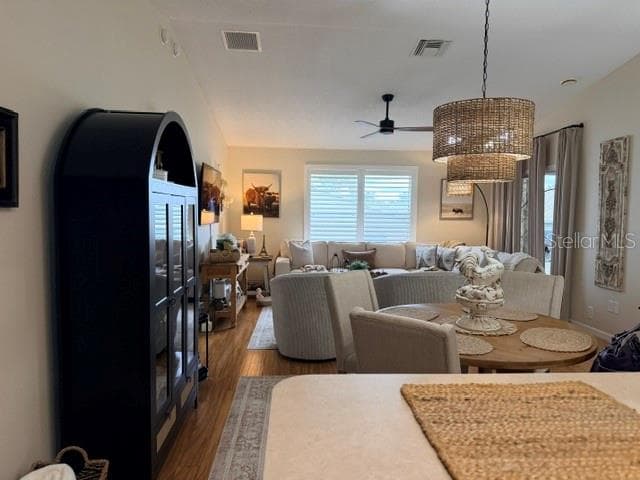 Living Room - 1019 GOLDEN GROVE DR, THE VILLAGES