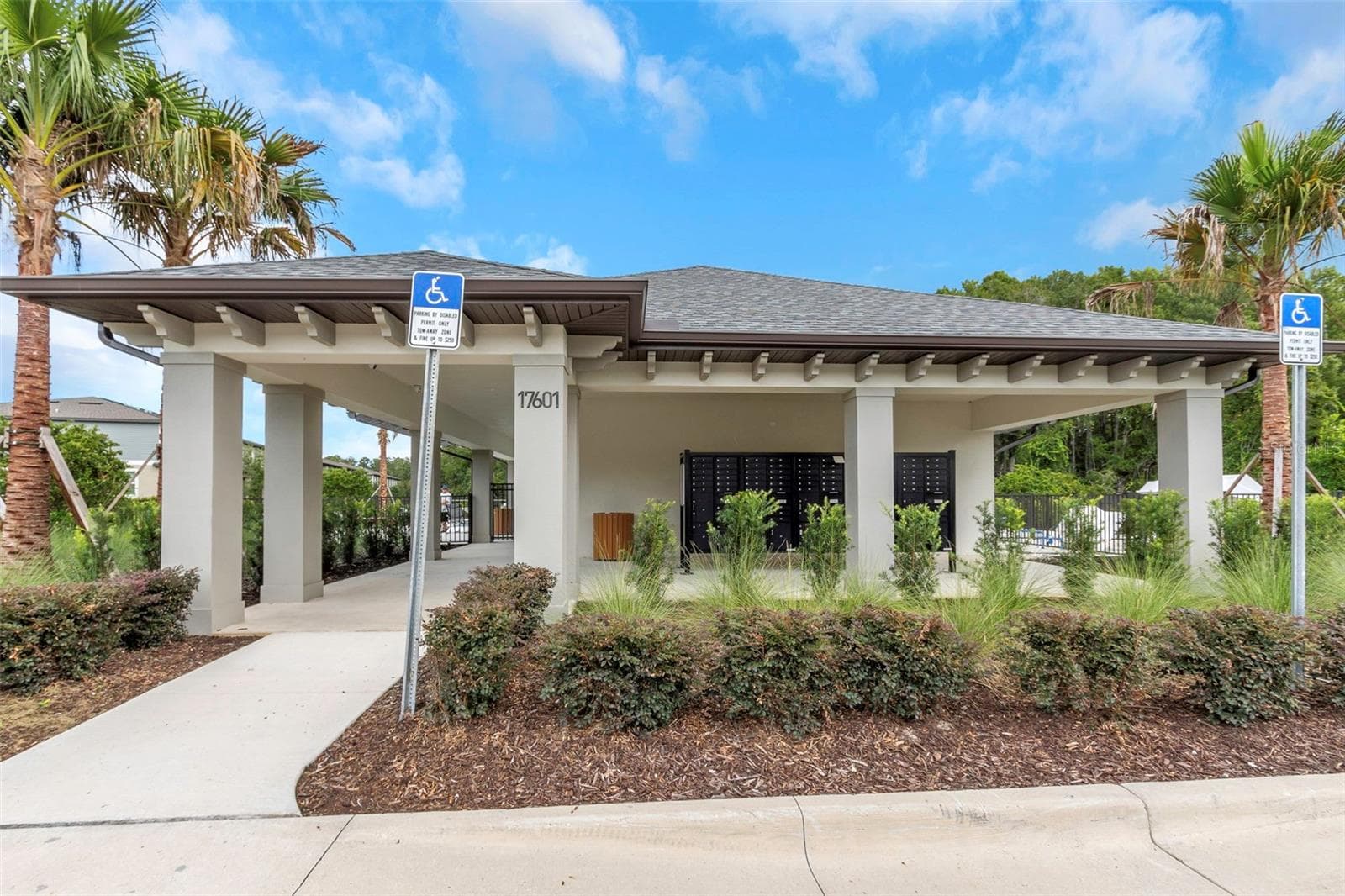 Community Pool - 11166 CRESCENT DEER DR, LAND O LAKES