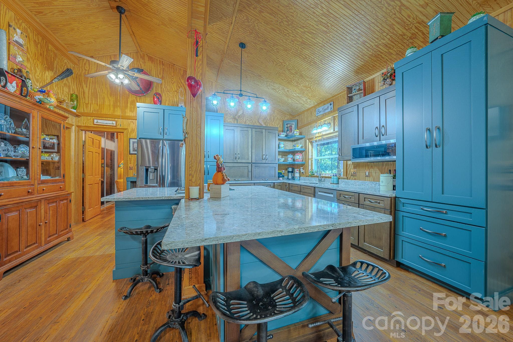 Newly updated kitchen. - 54 Winning Way, Old Fort