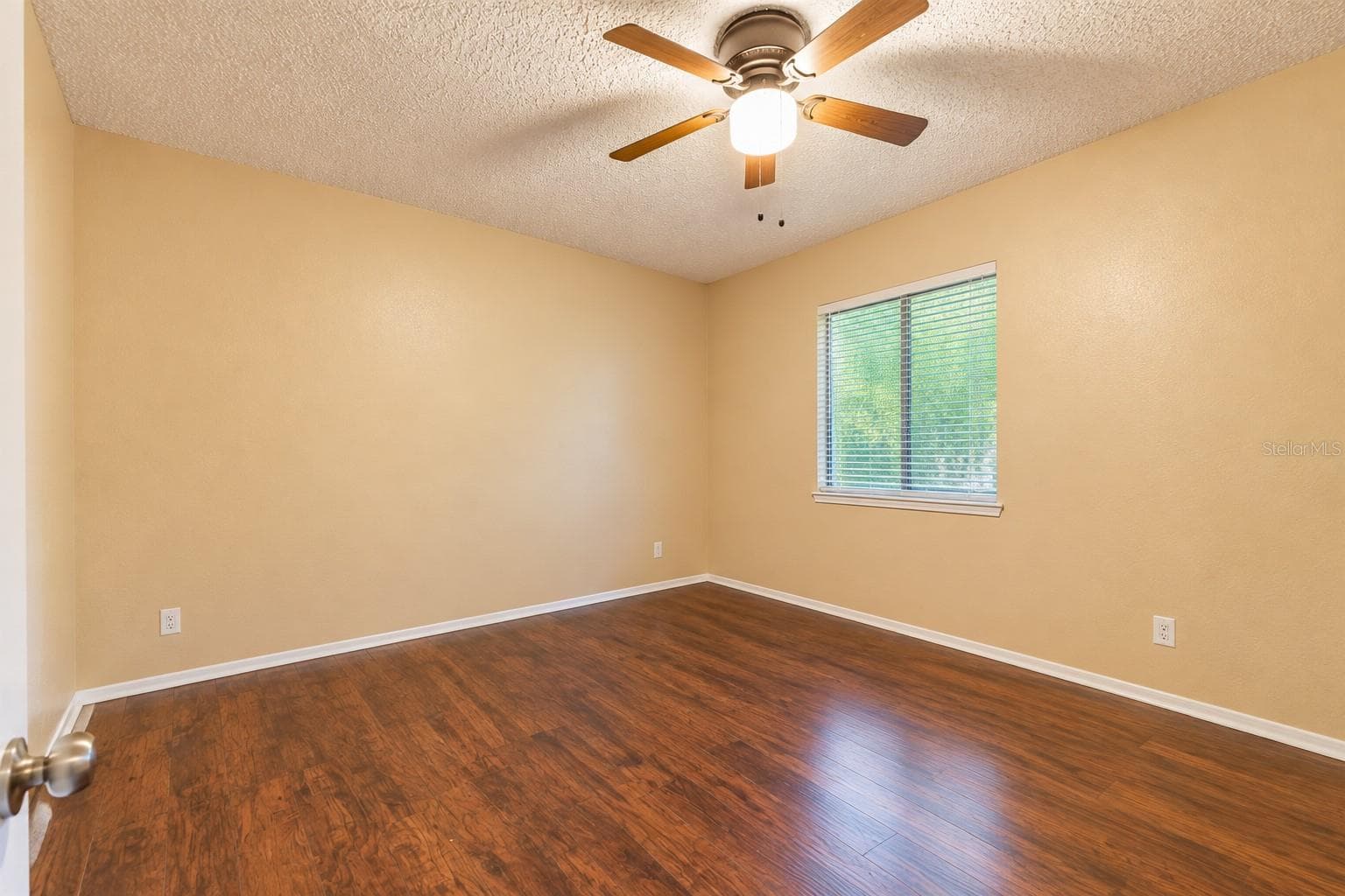 Manufactured Home at 1215 E 149TH AVE, LUTZ, photo 11 of 13