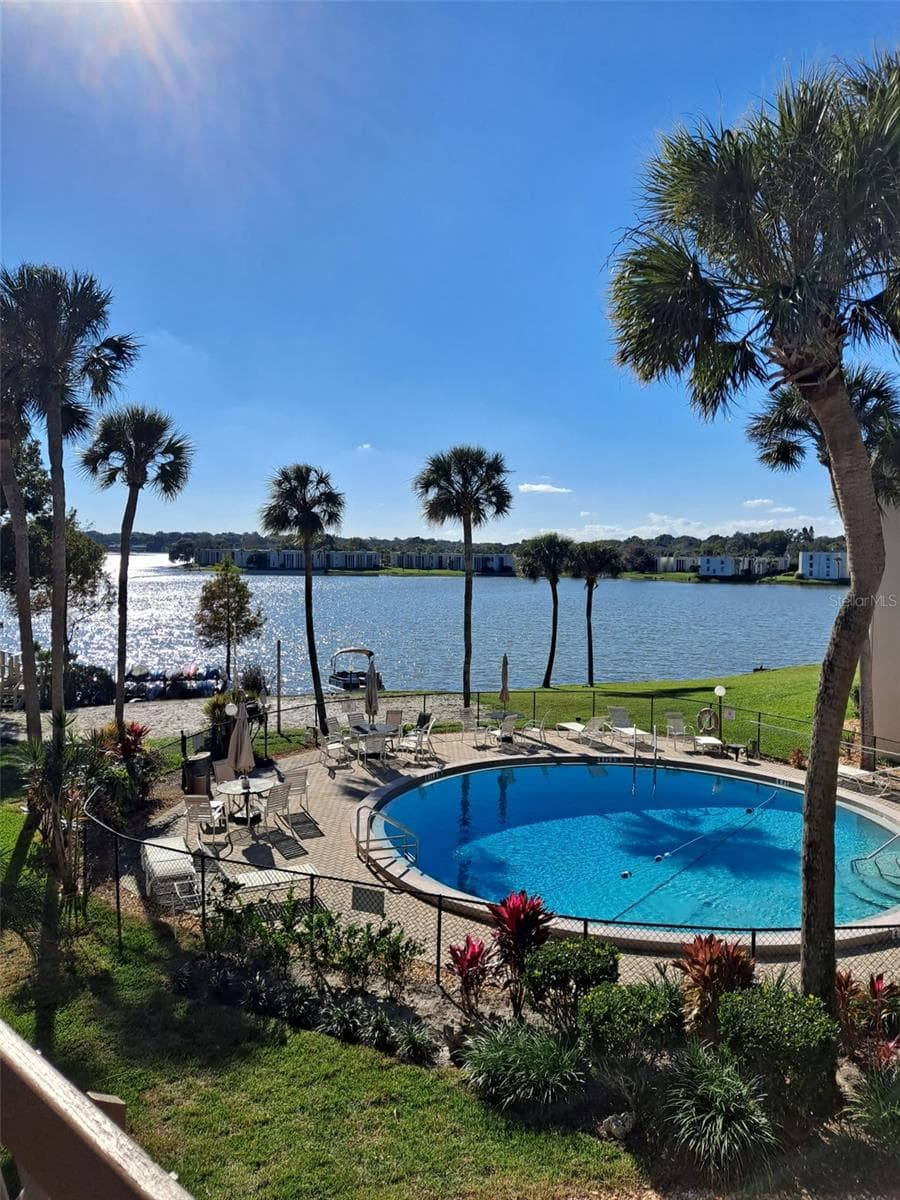 Condominium at 610 ORANGE DR #188, ALTAMONTE SPRINGS, photo 5 of 46