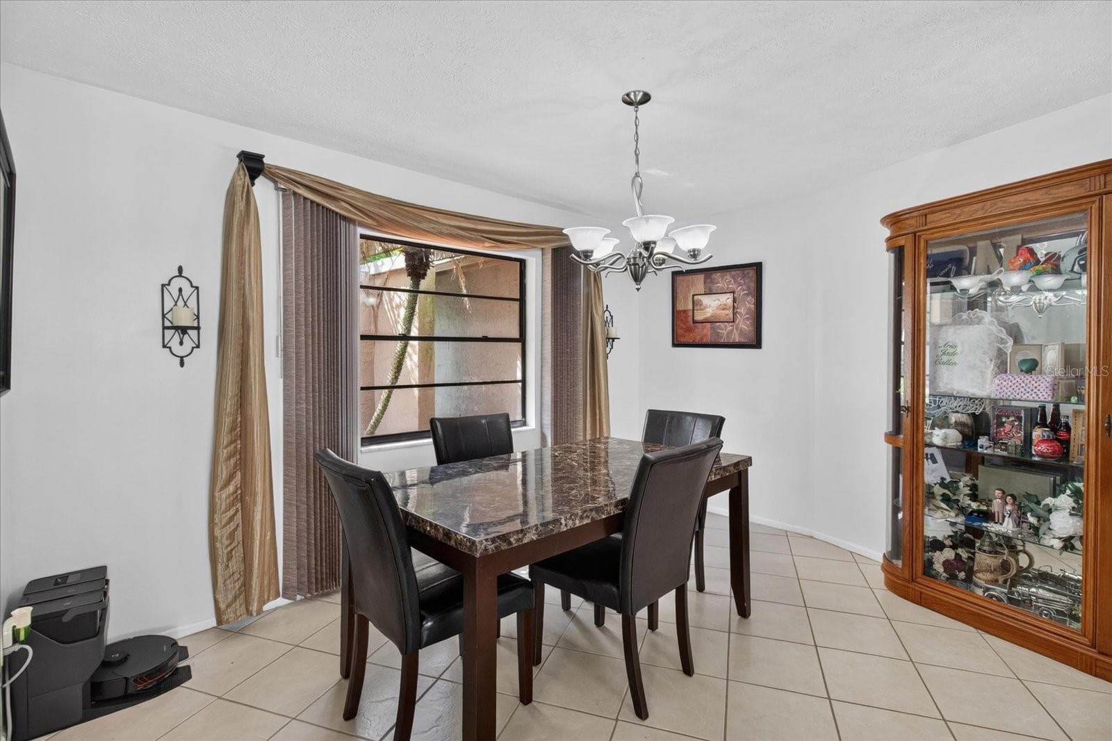 Single Family Residence at 4206 GRAINARY AVE, TAMPA, photo 4 of 33