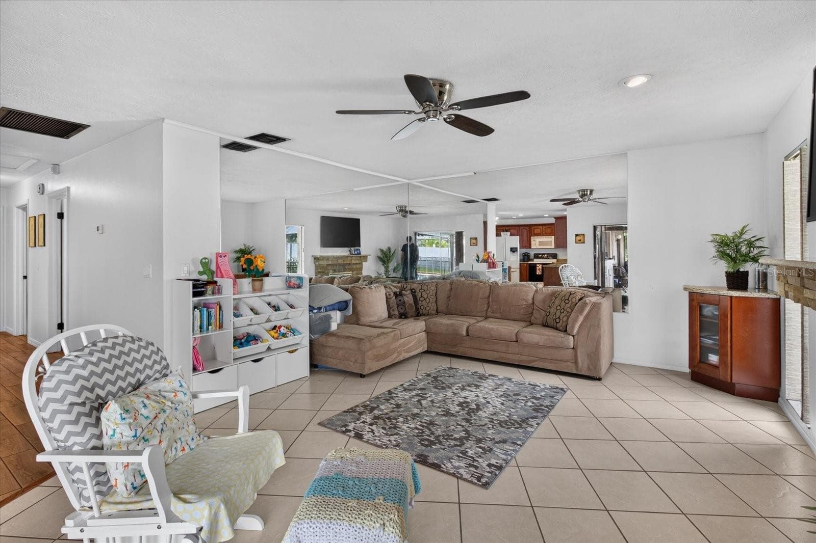 Single Family Residence at 4206 GRAINARY AVE, TAMPA, photo 15 of 33