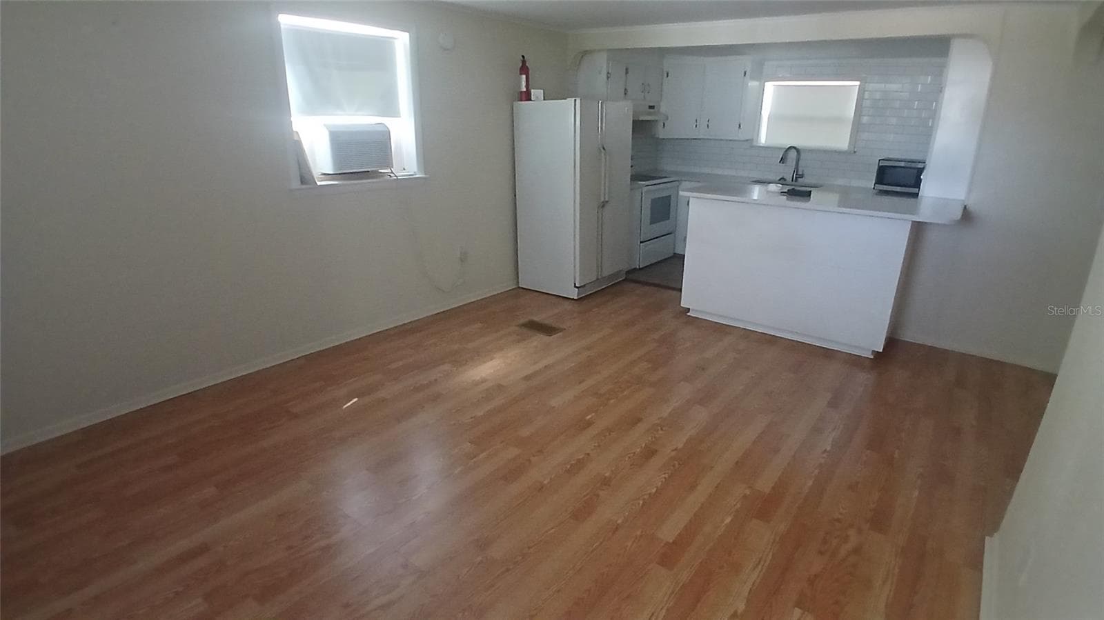 Duplex at 542 DIVISION ST, TARPON SPRINGS, photo 15 of 19