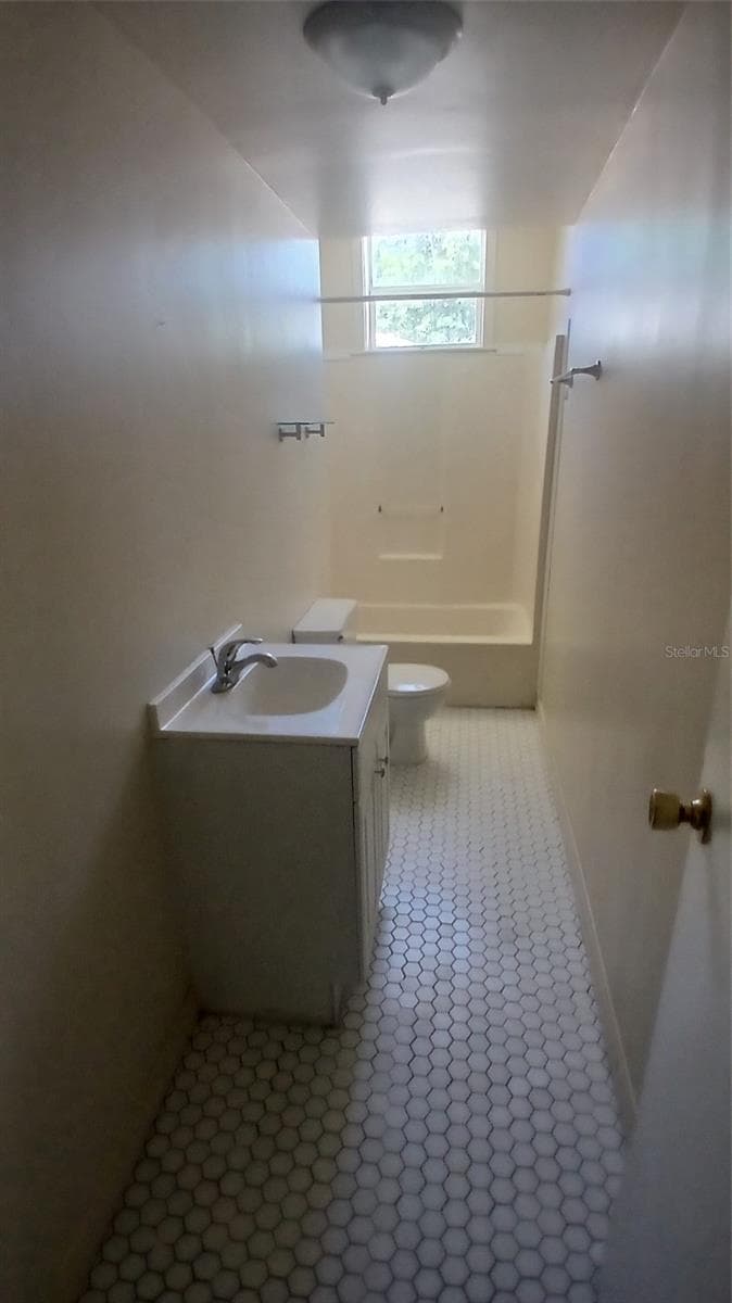 Duplex at 542 DIVISION ST, TARPON SPRINGS, photo 17 of 19