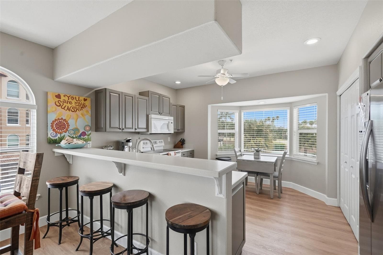 Plenty of seating and a light and bright breakfast nook. - 1585 PINELLAS BAYWAY S, TIERRA VERDE