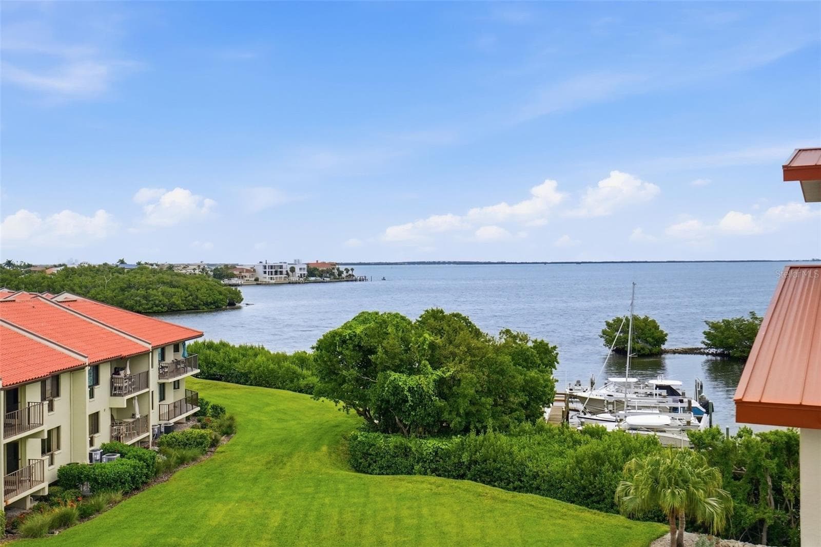 Townhouse at 1585 PINELLAS BAYWAY S, TIERRA VERDE, photo 22 of 28