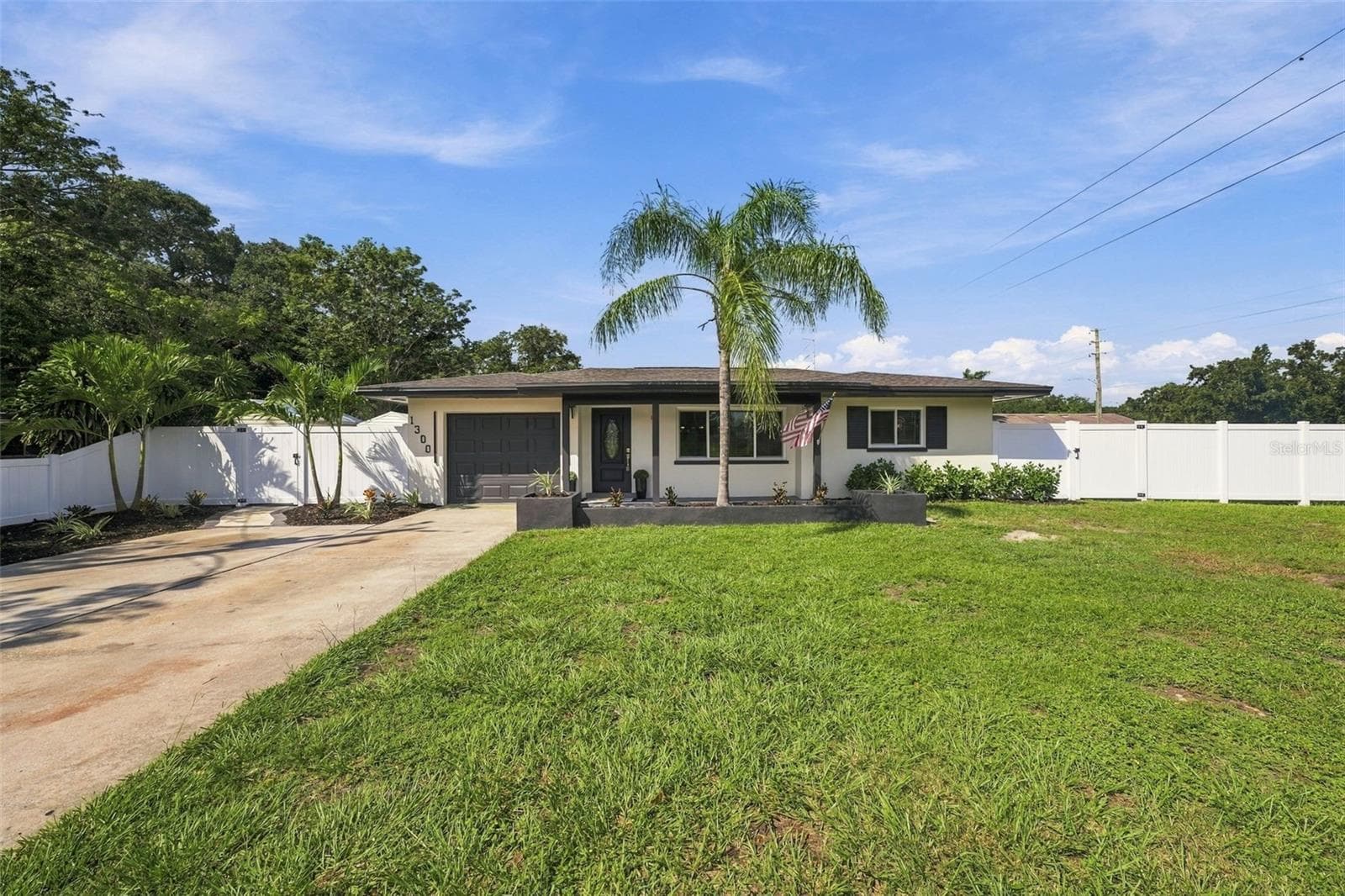 Single Family Residence at 1300 S HILLCREST AVE, CLEARWATER, photo 2 of 53