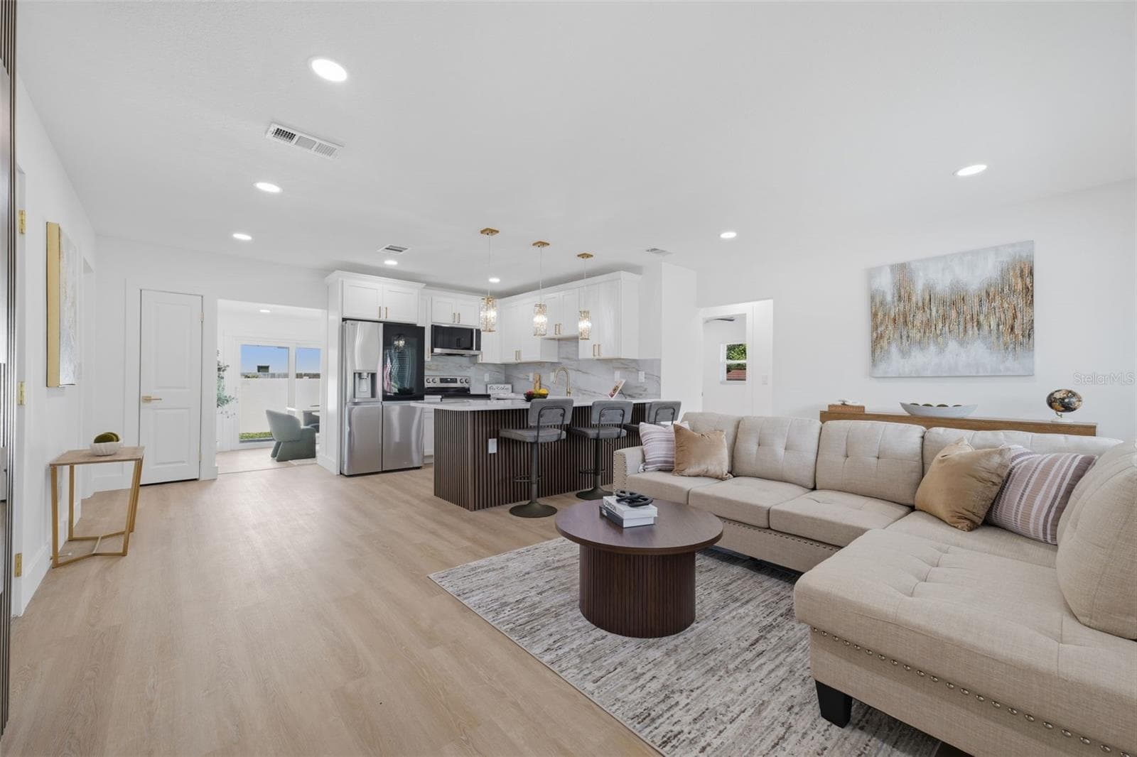 Single Family Residence at 1300 S HILLCREST AVE, CLEARWATER, photo 4 of 53