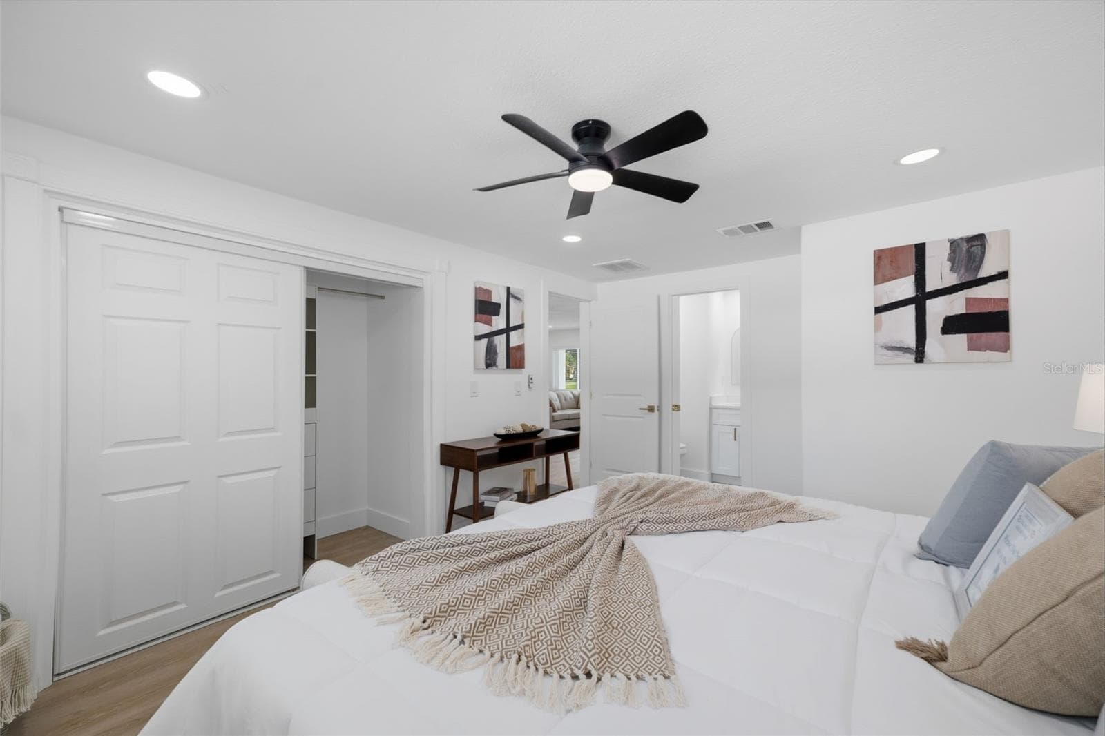 Single Family Residence at 1300 S HILLCREST AVE, CLEARWATER, photo 23 of 53