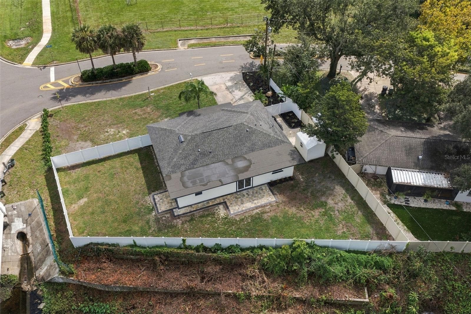 Single Family Residence at 1300 S HILLCREST AVE, CLEARWATER, photo 52 of 53