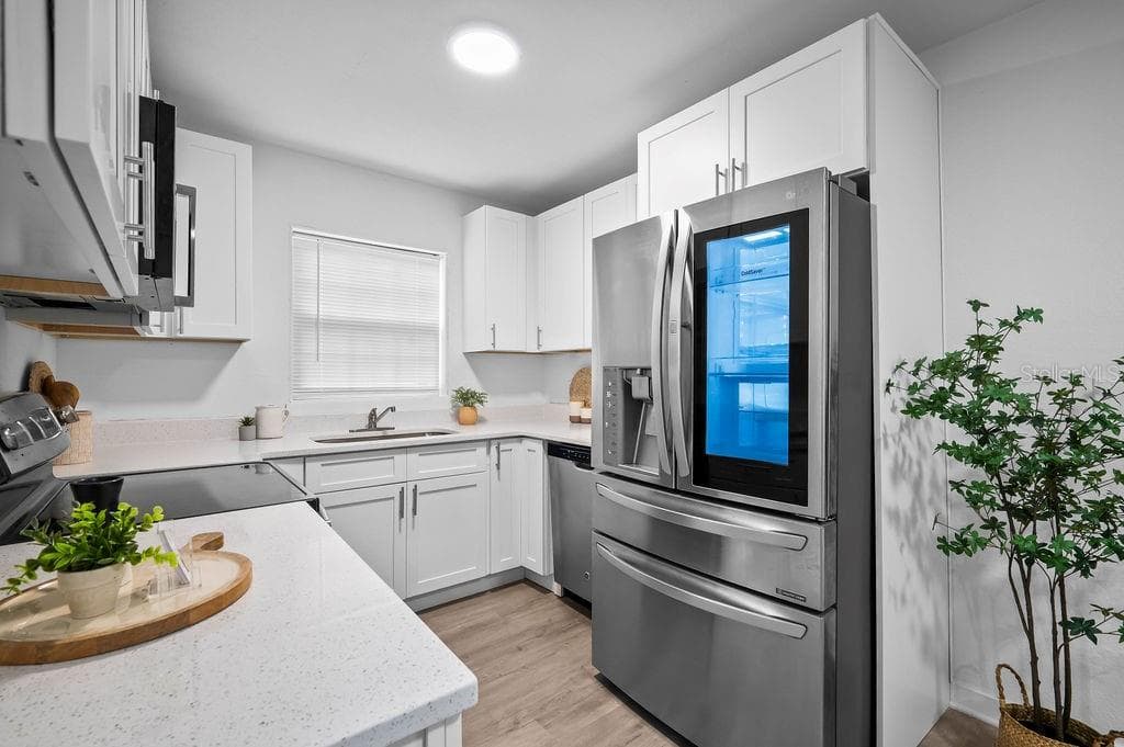 Single Family Residence at 4737 HALLIDAY LN, ORLANDO, photo 8 of 26