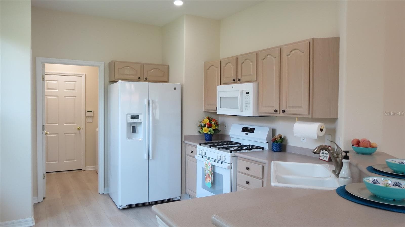 Updated Kitchen Appliances - 9616 TURNING LEAF TER, BRADENTON