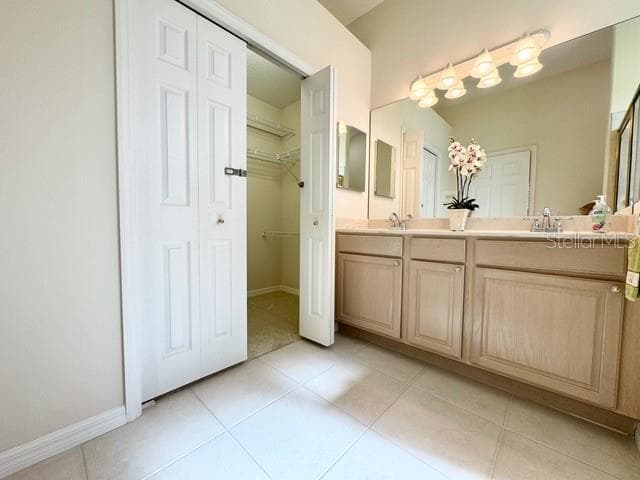 Spacious Primary Walk-in Closet - 9616 TURNING LEAF TER, BRADENTON