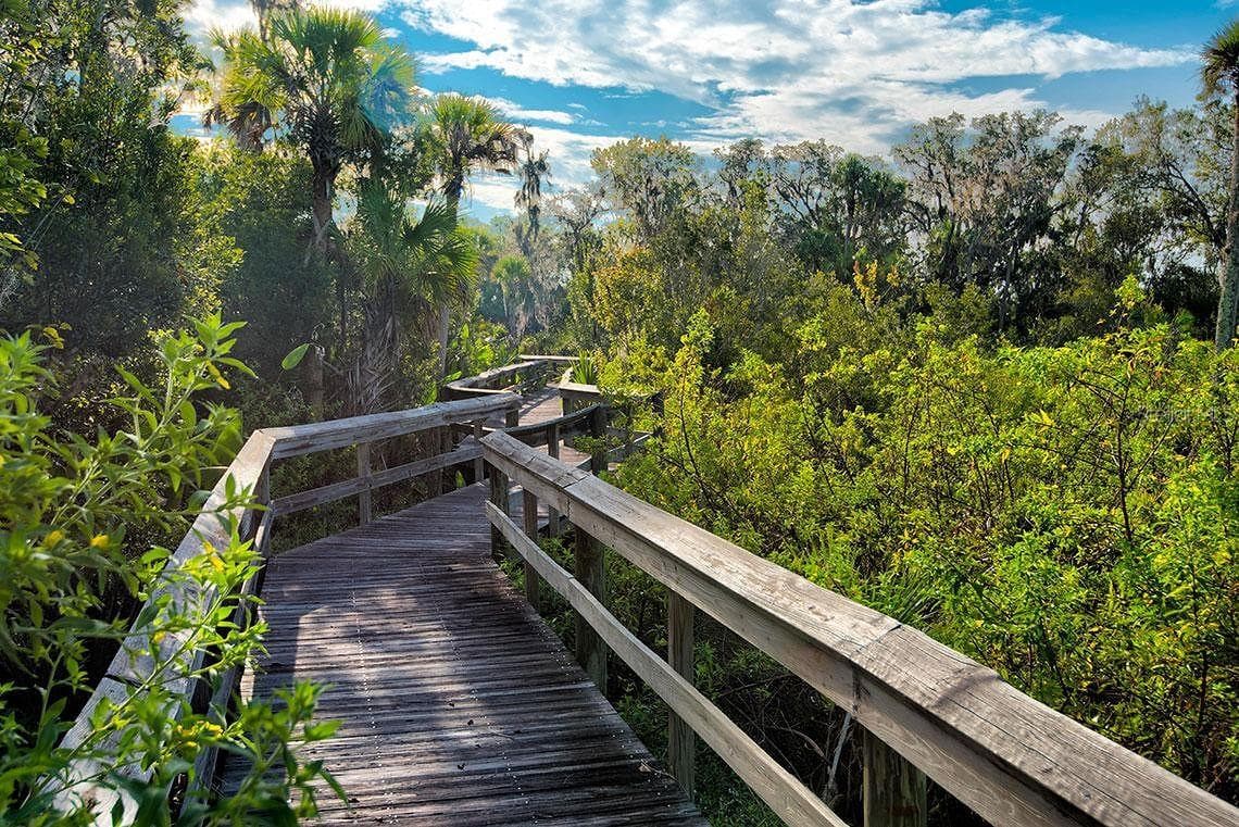 Lush Fla Foliage & Mangrove Walkways - 9616 TURNING LEAF TER, BRADENTON