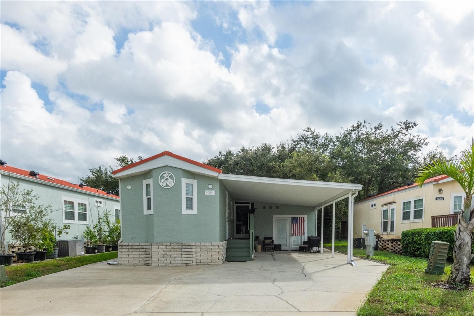 You could own this one of a kind upgraded Casita. - 6544 LA MESA RD, LAND O LAKES