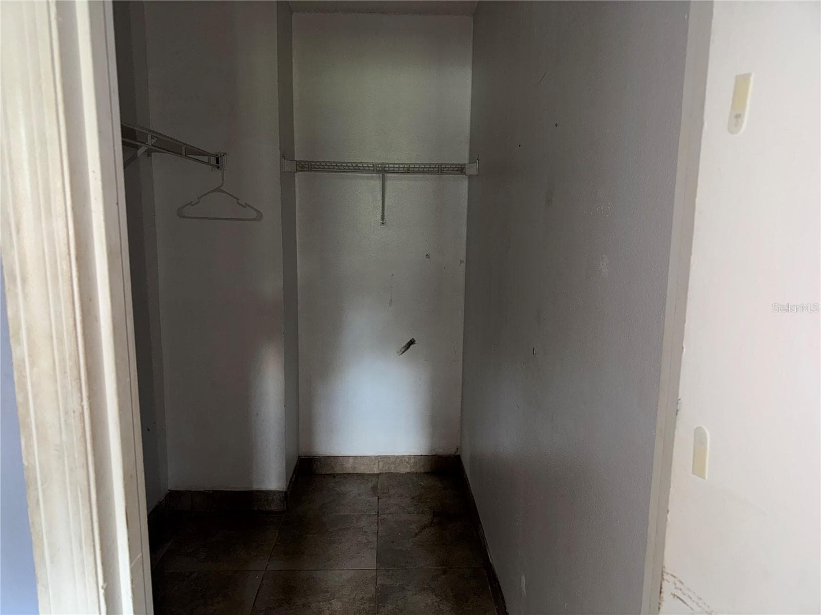 Primary Closet - 871 LAKE JACKSON CIR, APOPKA