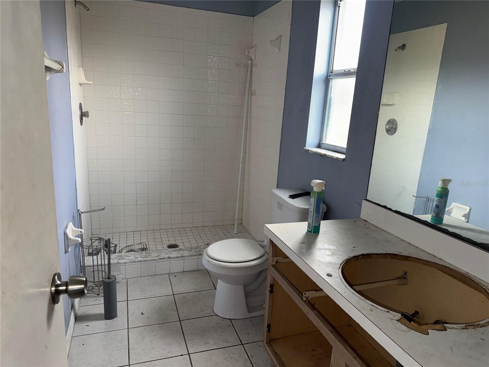 Primary Bathroom - 871 LAKE JACKSON CIR, APOPKA