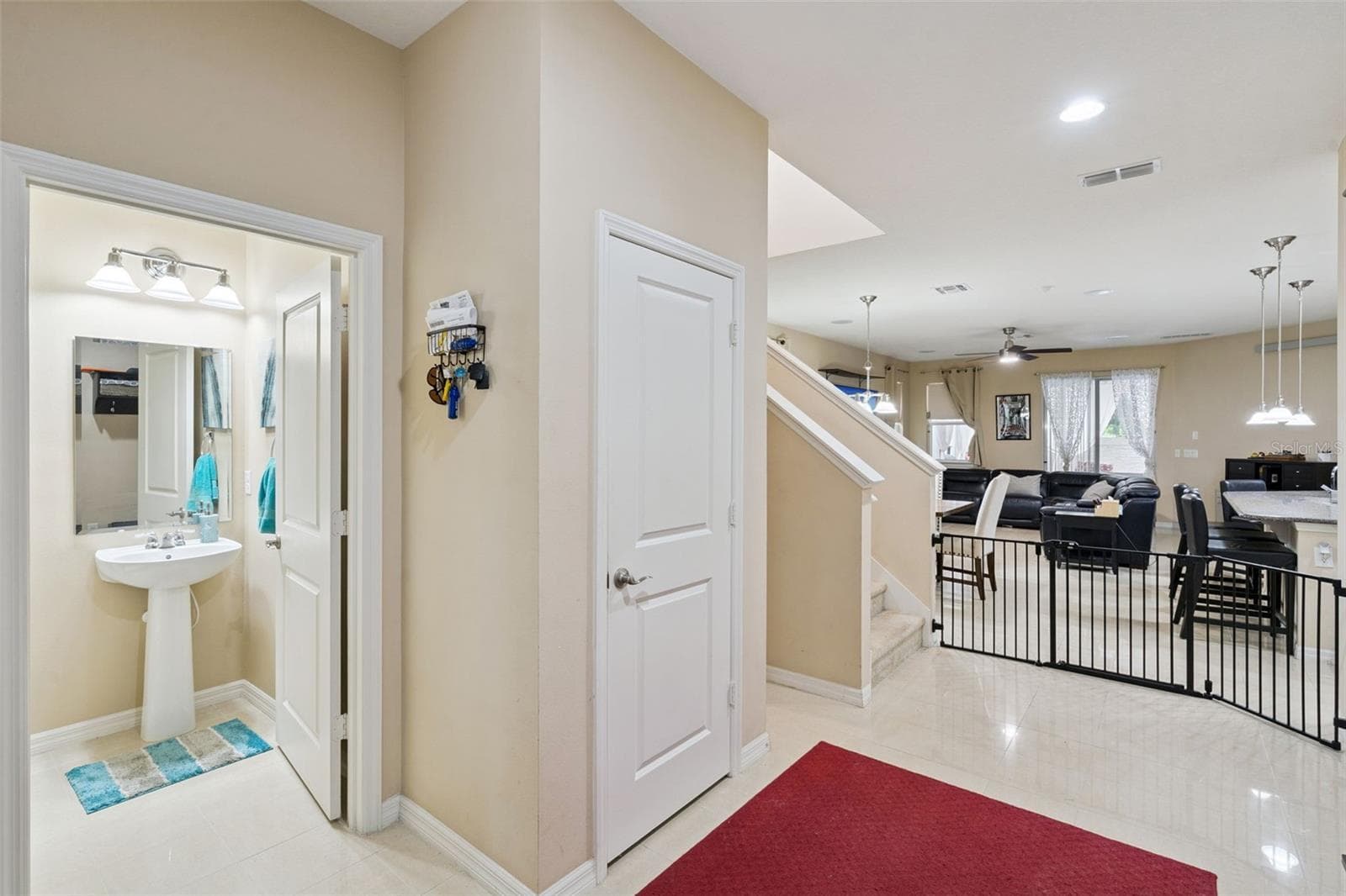 Single Family Residence at 536 BOTTLEBRUSH LOOP, SANFORD, photo 5 of 39