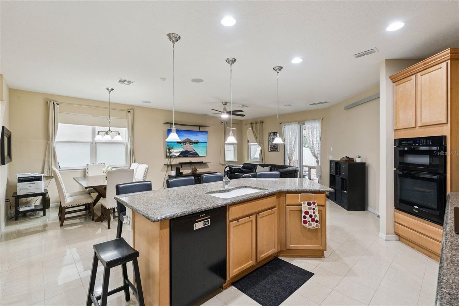 Single Family Residence at 536 BOTTLEBRUSH LOOP, SANFORD, photo 10 of 39