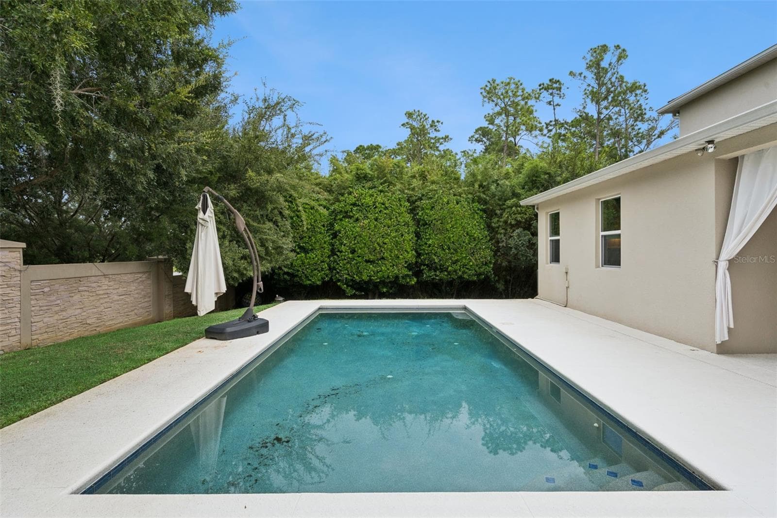 Single Family Residence at 536 BOTTLEBRUSH LOOP, SANFORD, photo 32 of 39