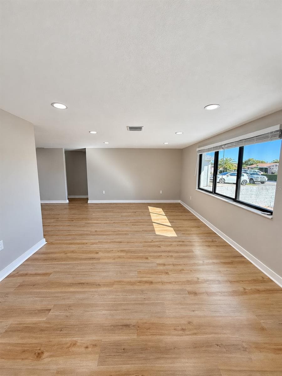 Living room - 5707 PERKIN DR, NEW PORT RICHEY