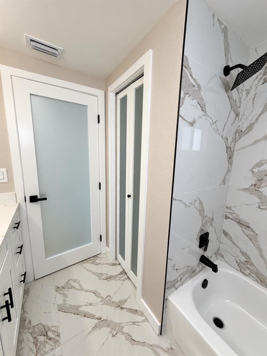 Bathroom 2 - 5707 PERKIN DR, NEW PORT RICHEY