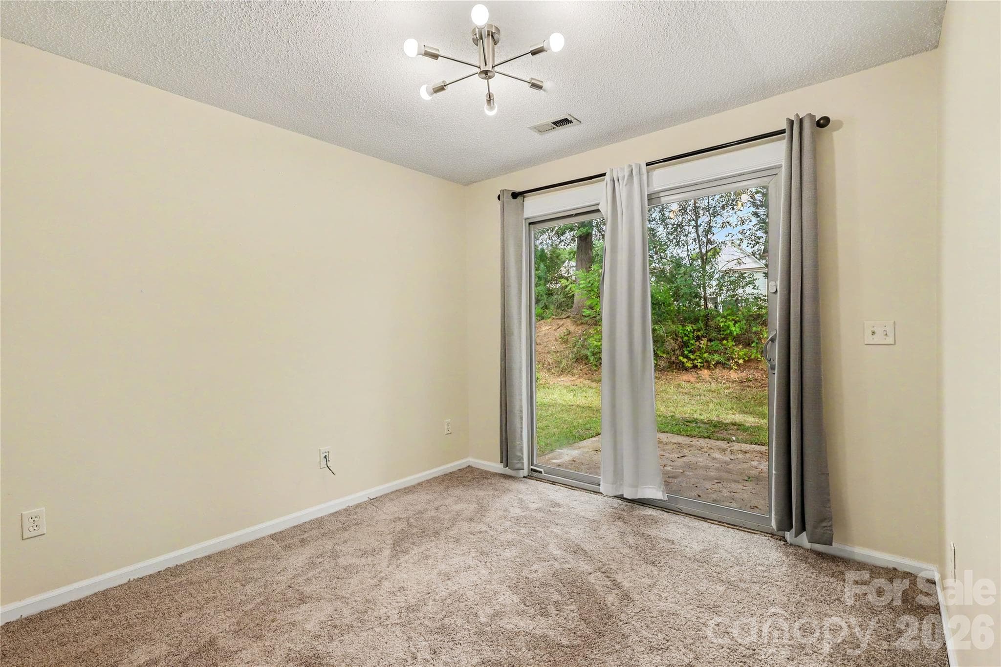 Single Family Residence at 1611 Dendy Lane, Pineville, photo 8 of 26