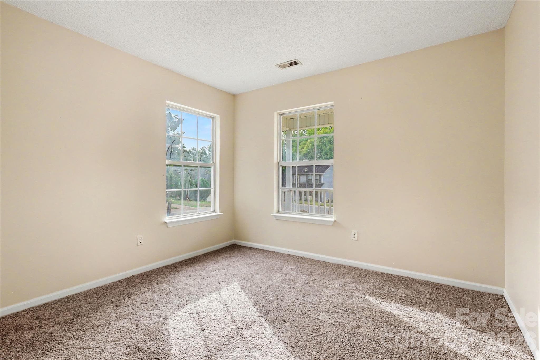 Single Family Residence at 1611 Dendy Lane, Pineville, photo 18 of 26