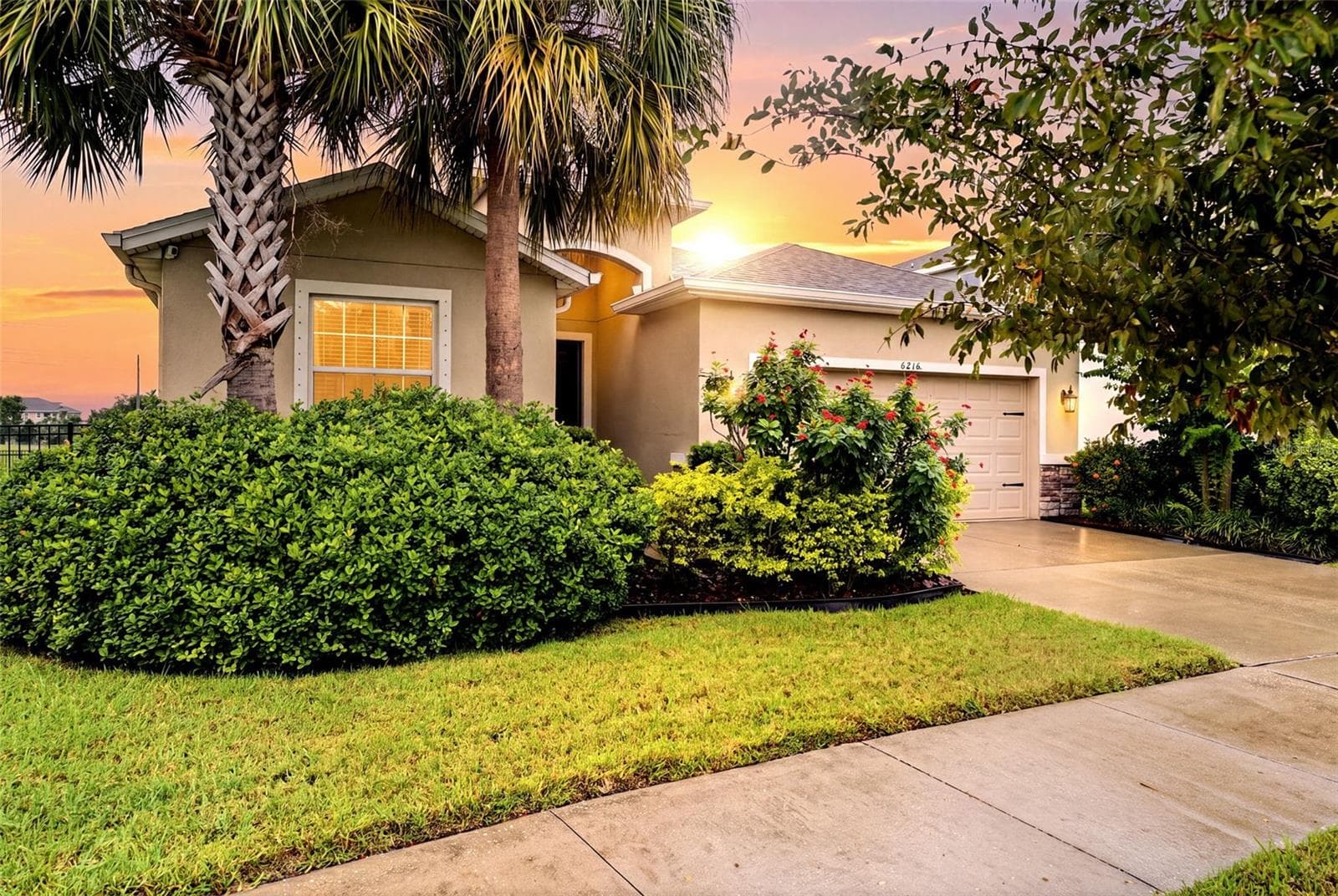 Single Family Residence at 6414 TRITON LN, APOLLO BEACH, photo 2 of 87