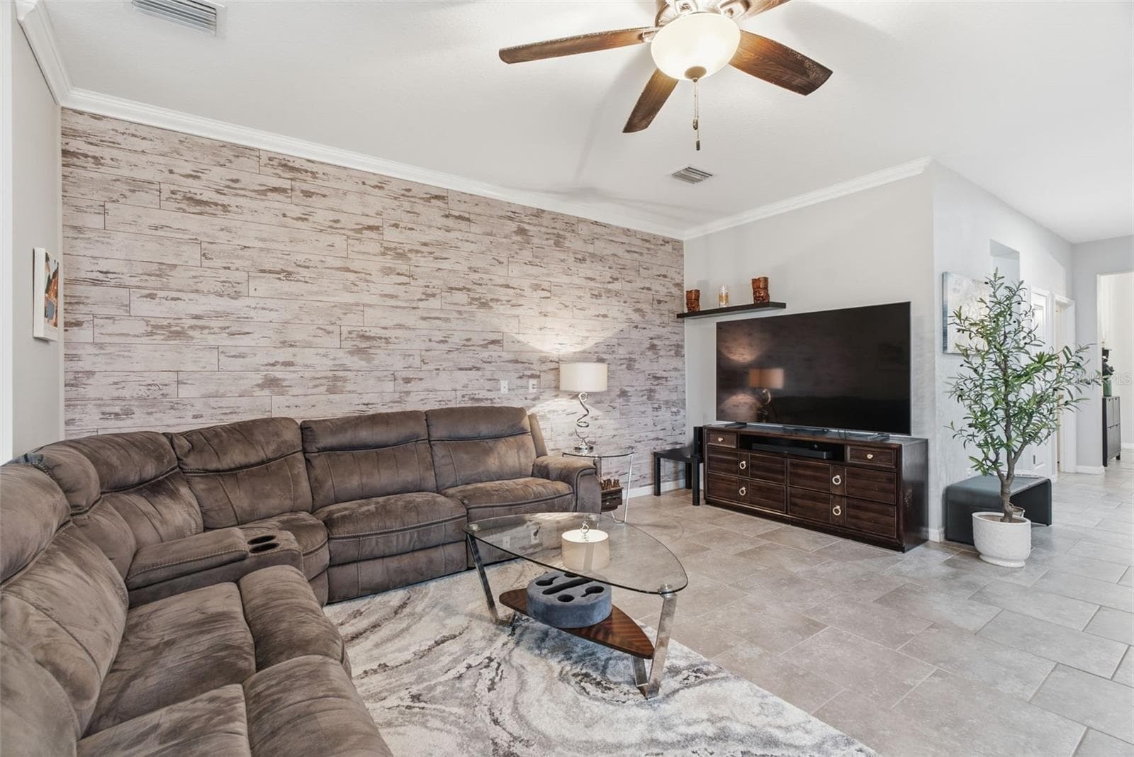 Single Family Residence at 6414 TRITON LN, APOLLO BEACH, photo 15 of 87