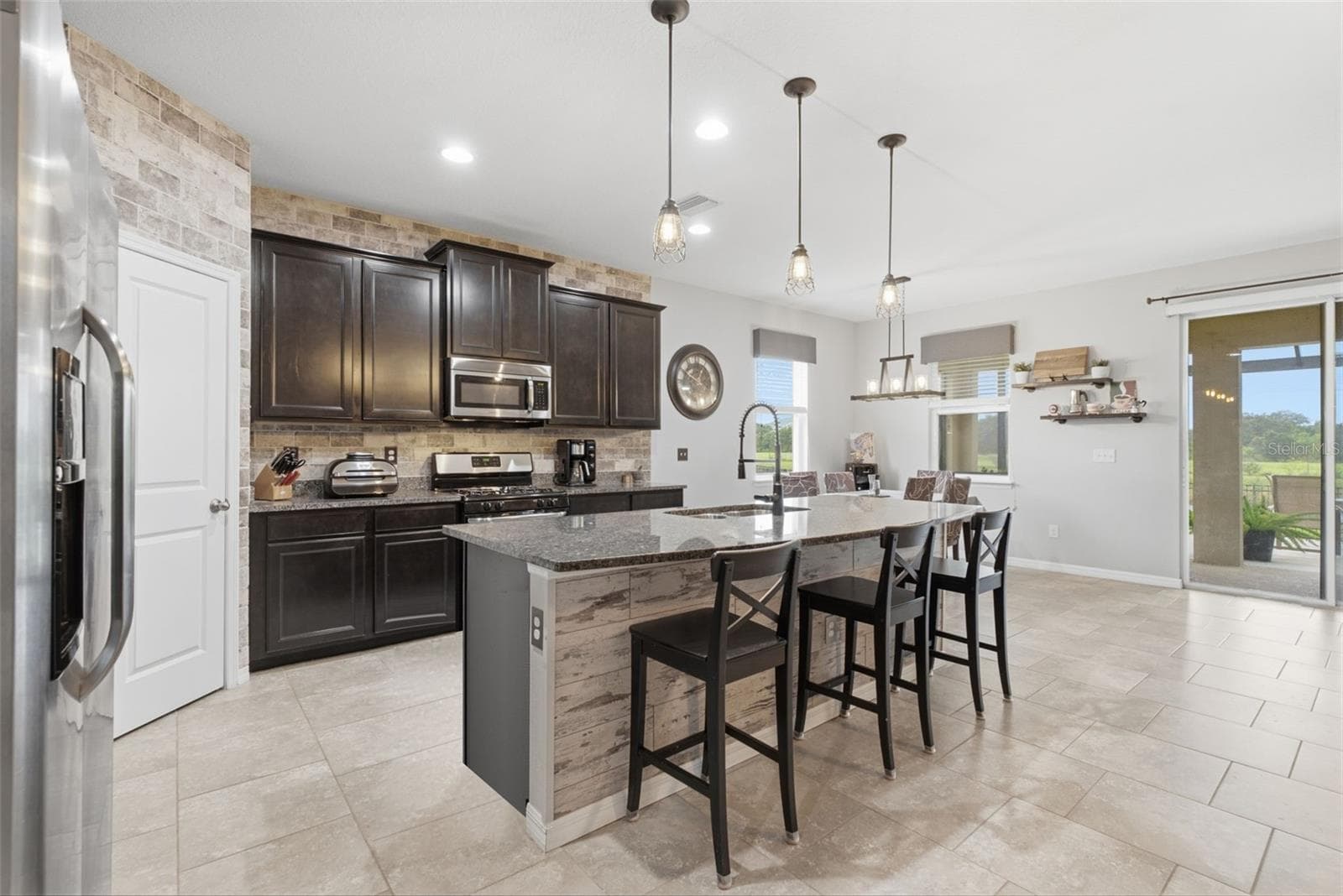 Single Family Residence at 6414 TRITON LN, APOLLO BEACH, photo 18 of 87