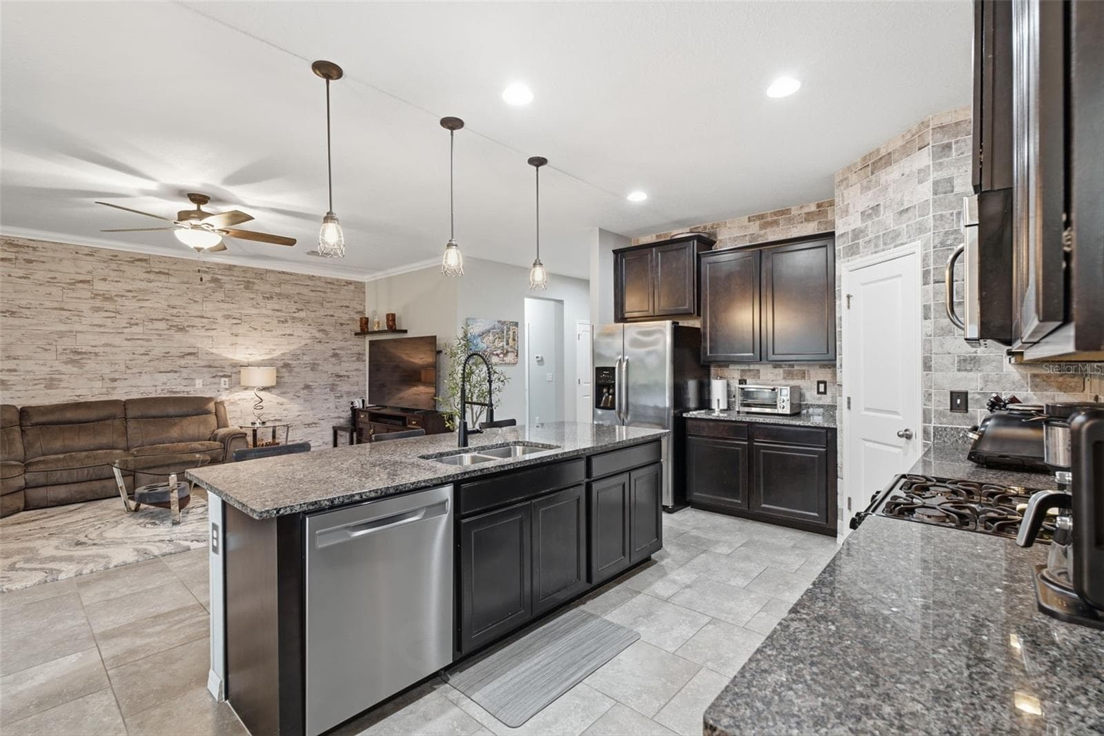 Single Family Residence at 6414 TRITON LN, APOLLO BEACH, photo 21 of 87