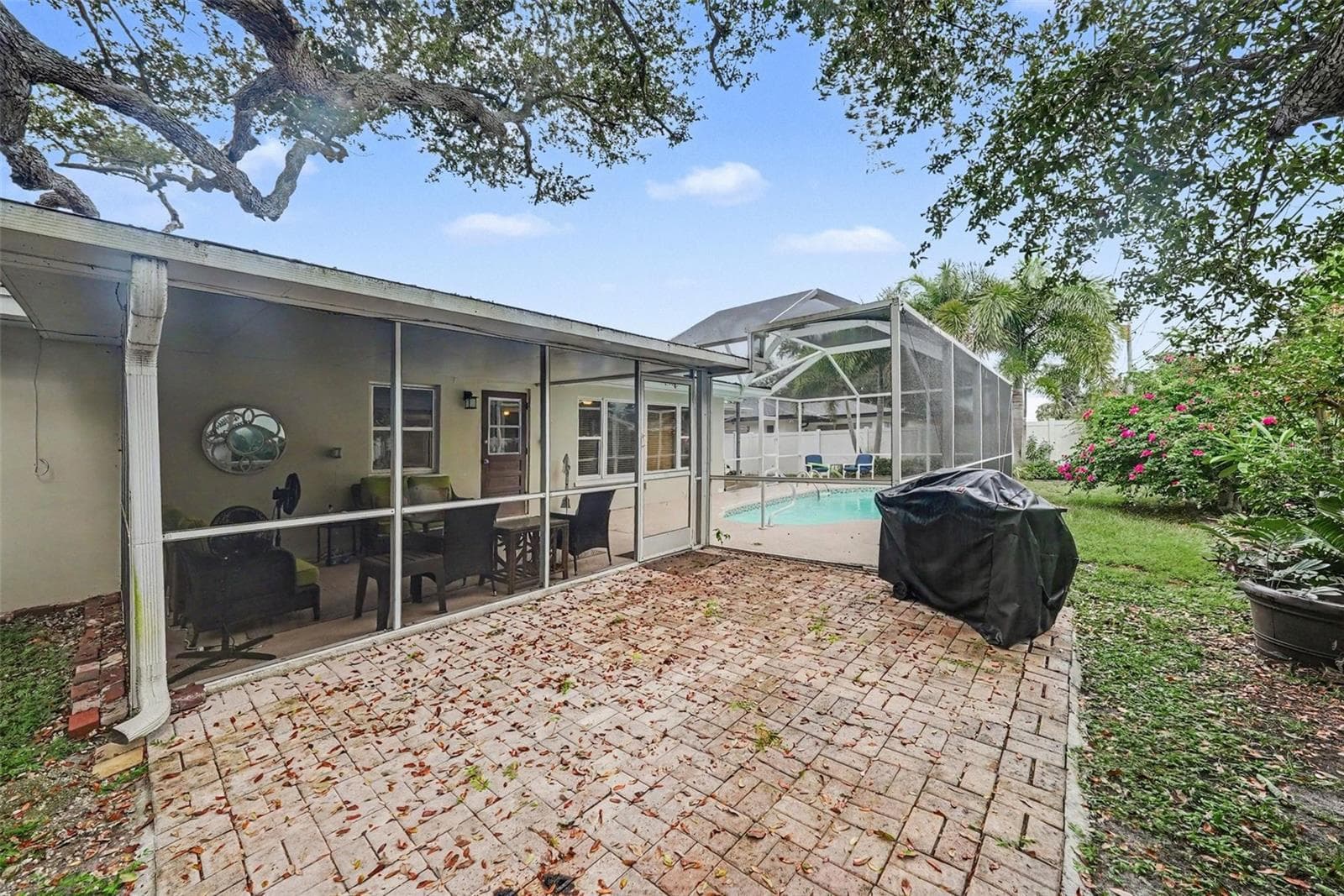 Single Family Residence at 1491 SAN HELEN DR, DUNEDIN, photo 20 of 23