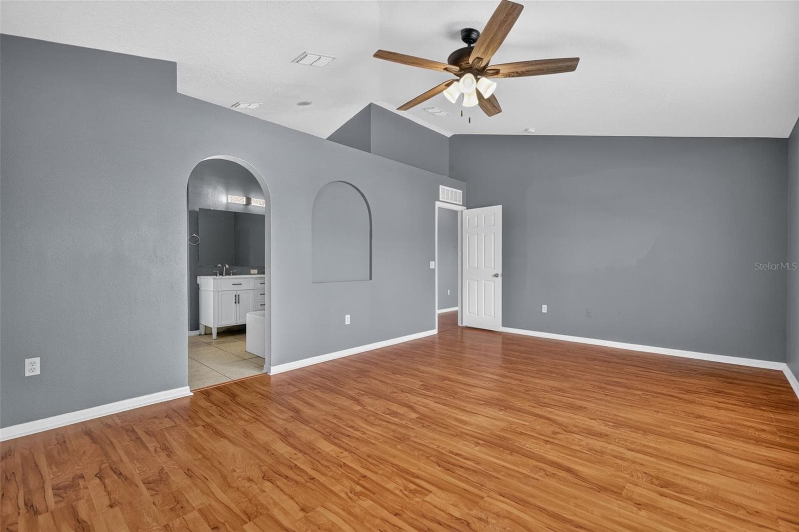 Primary bedroom - 321 LAKE HILLS LN, EAGLE LAKE