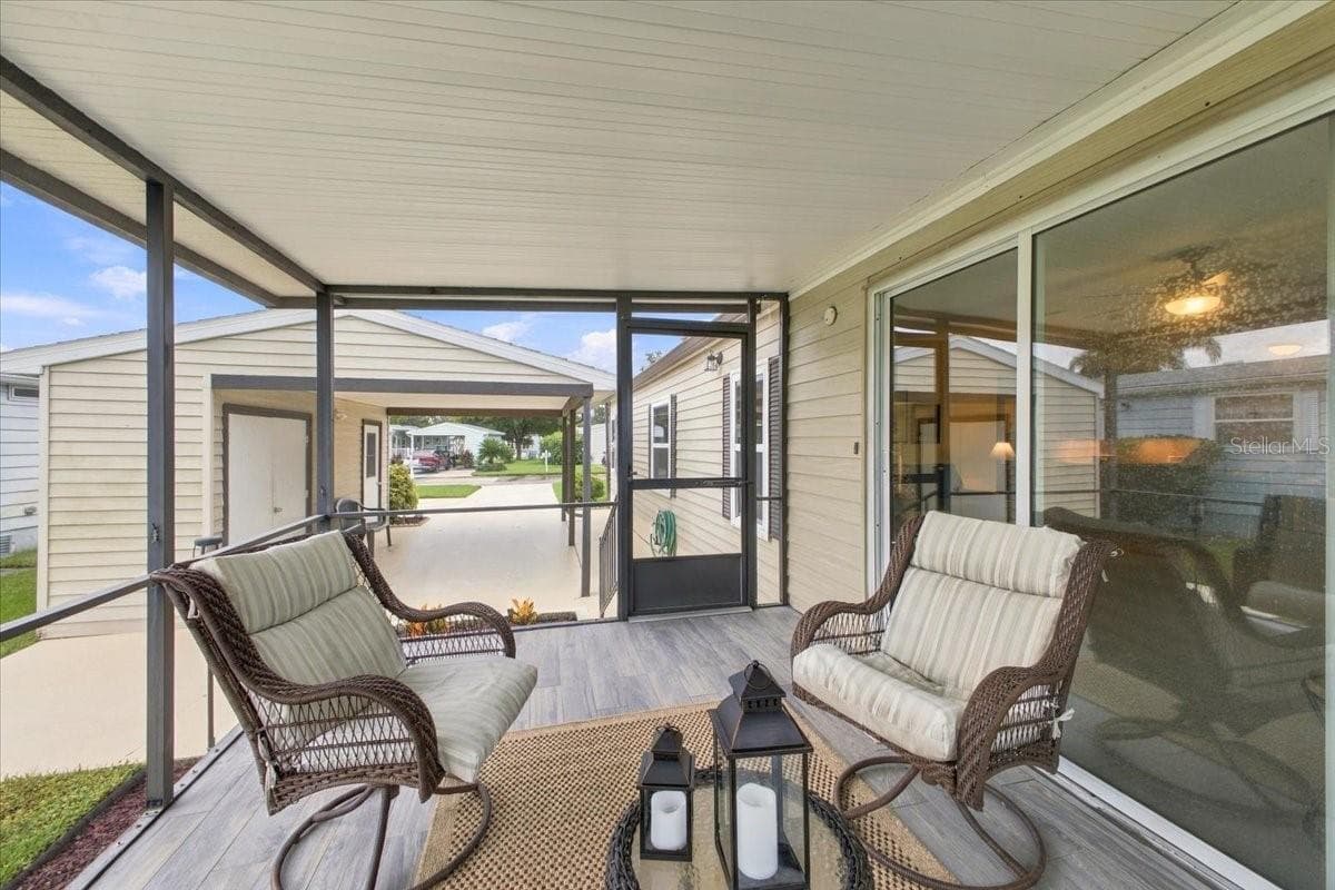 Manufactured Home at 4 MEADOWLARK CIR, ELLENTON, photo 6 of 41