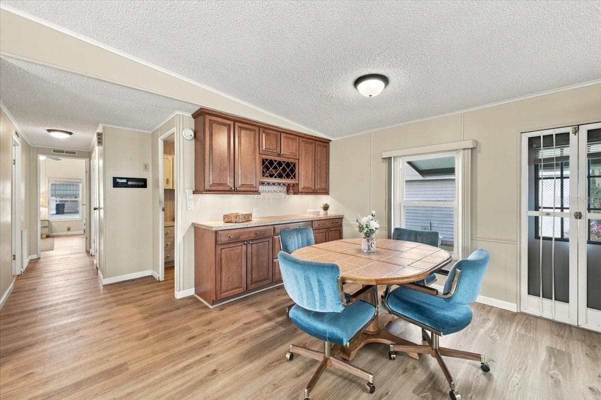 Manufactured Home at 4 MEADOWLARK CIR, ELLENTON, photo 17 of 41