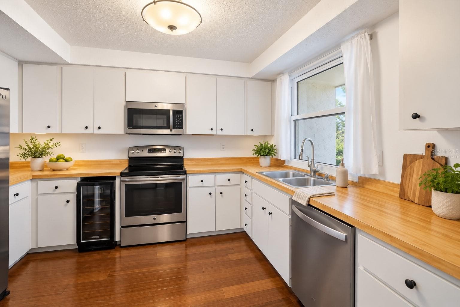 Virtually staged - 5030 MARSH FIELD RD #22, SARASOTA