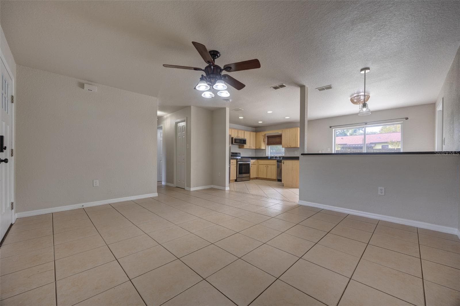 Single Family Residence at 569 SIDNEY DR, LAKE HELEN, photo 8 of 33