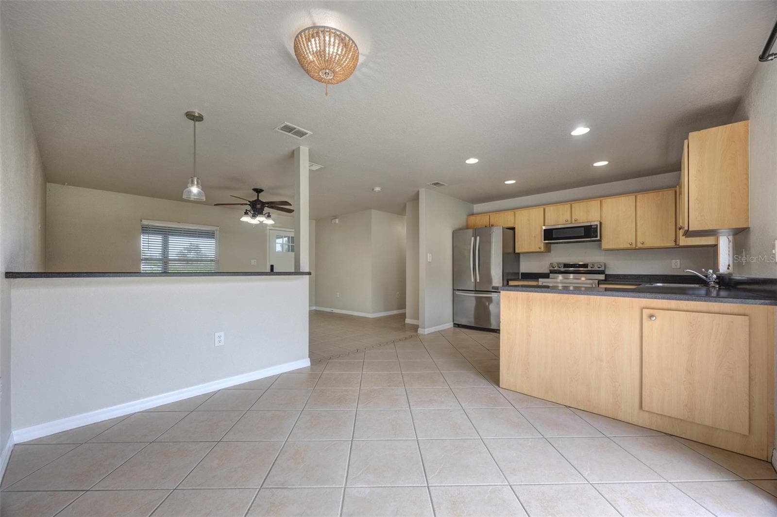 Single Family Residence at 569 SIDNEY DR, LAKE HELEN, photo 12 of 33