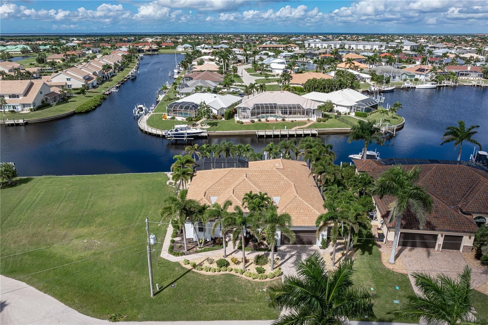 Single Family Residence at 3615 TOWHEE CT, PUNTA GORDA, photo 4 of 96