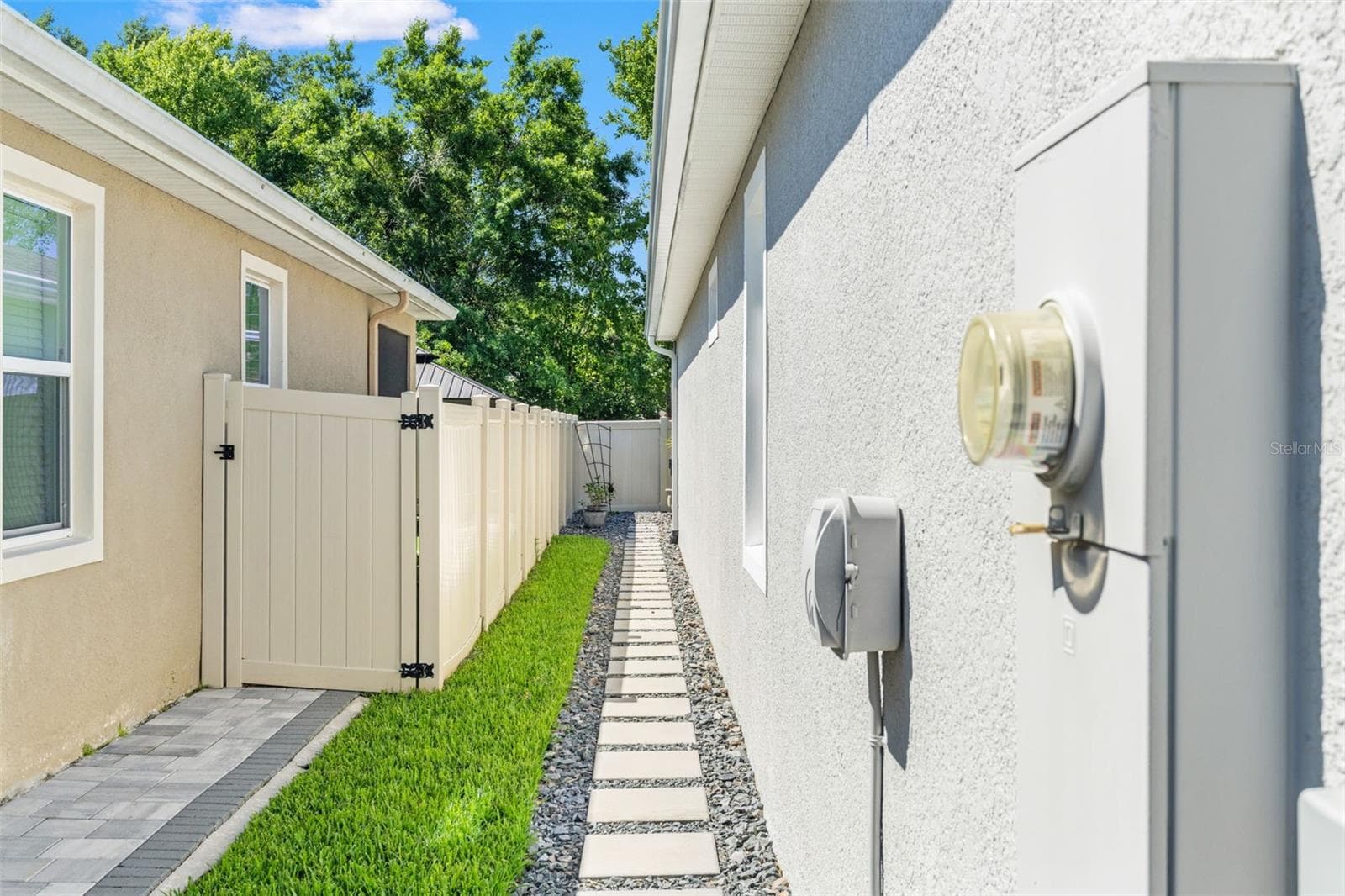 Single Family Residence at 31486 TANSY BND, WESLEY CHAPEL, photo 11 of 64