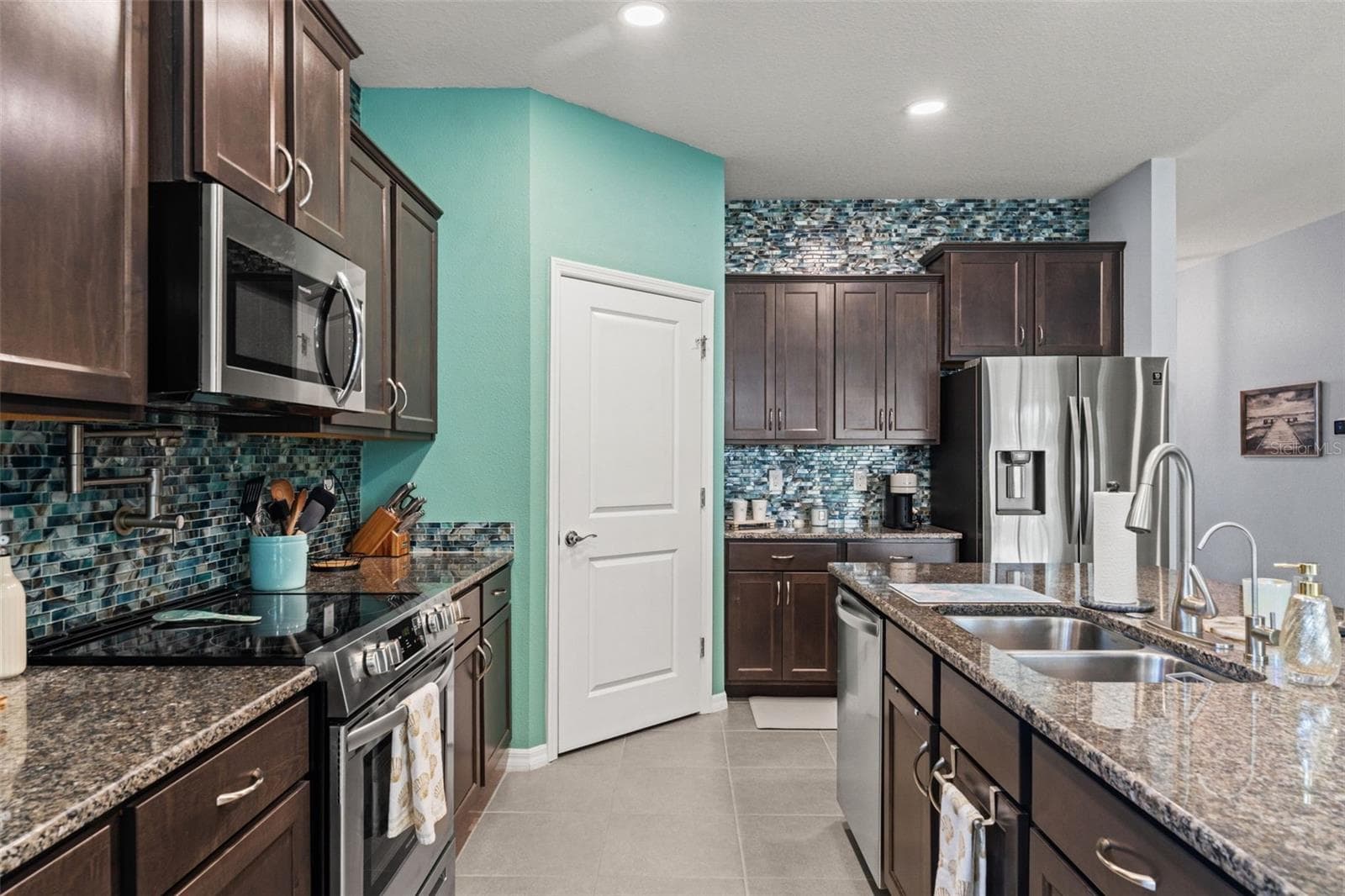 Single Family Residence at 31486 TANSY BND, WESLEY CHAPEL, photo 20 of 64