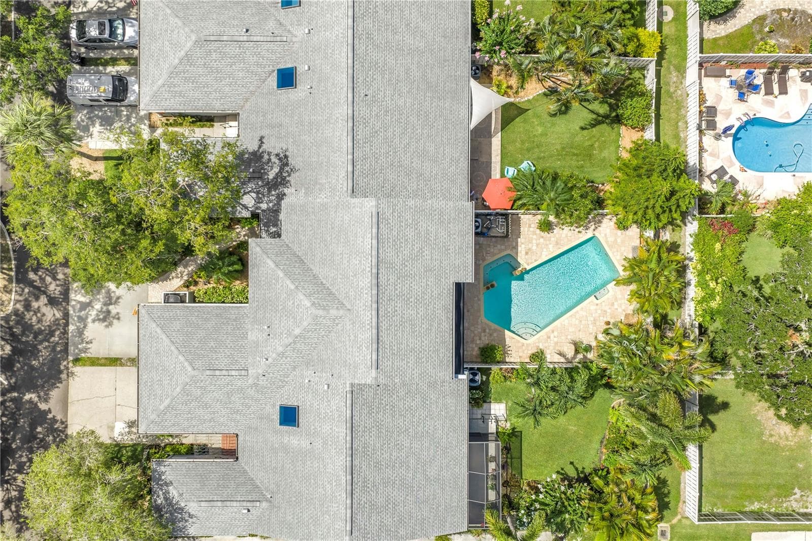 Townhouse at 990 SAN CARLOS CT NE, ST PETERSBURG, photo 32 of 48