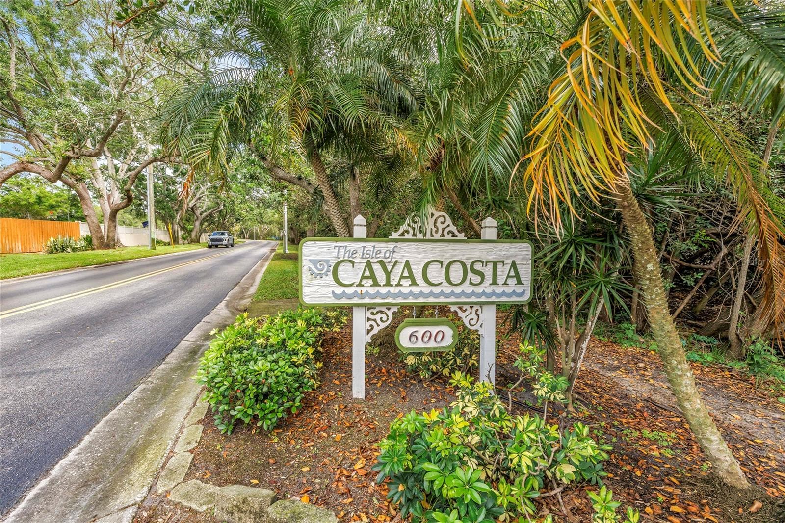Townhouse at 990 SAN CARLOS CT NE, ST PETERSBURG, photo 44 of 48