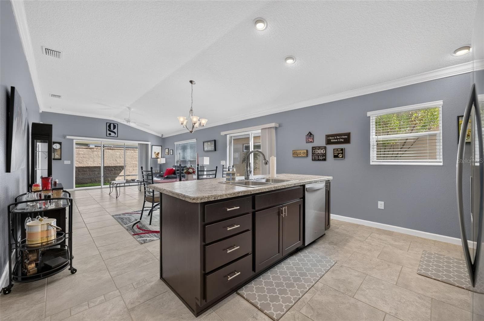 Villa at 2137 LOCKLIN LN, THE VILLAGES, photo 3 of 39